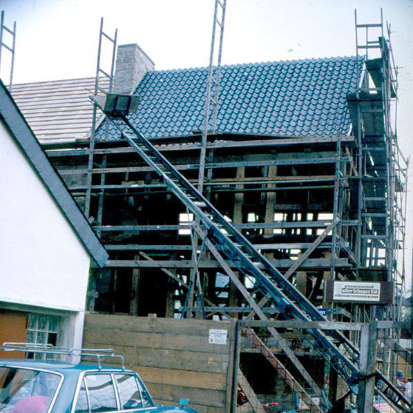 Aufbau